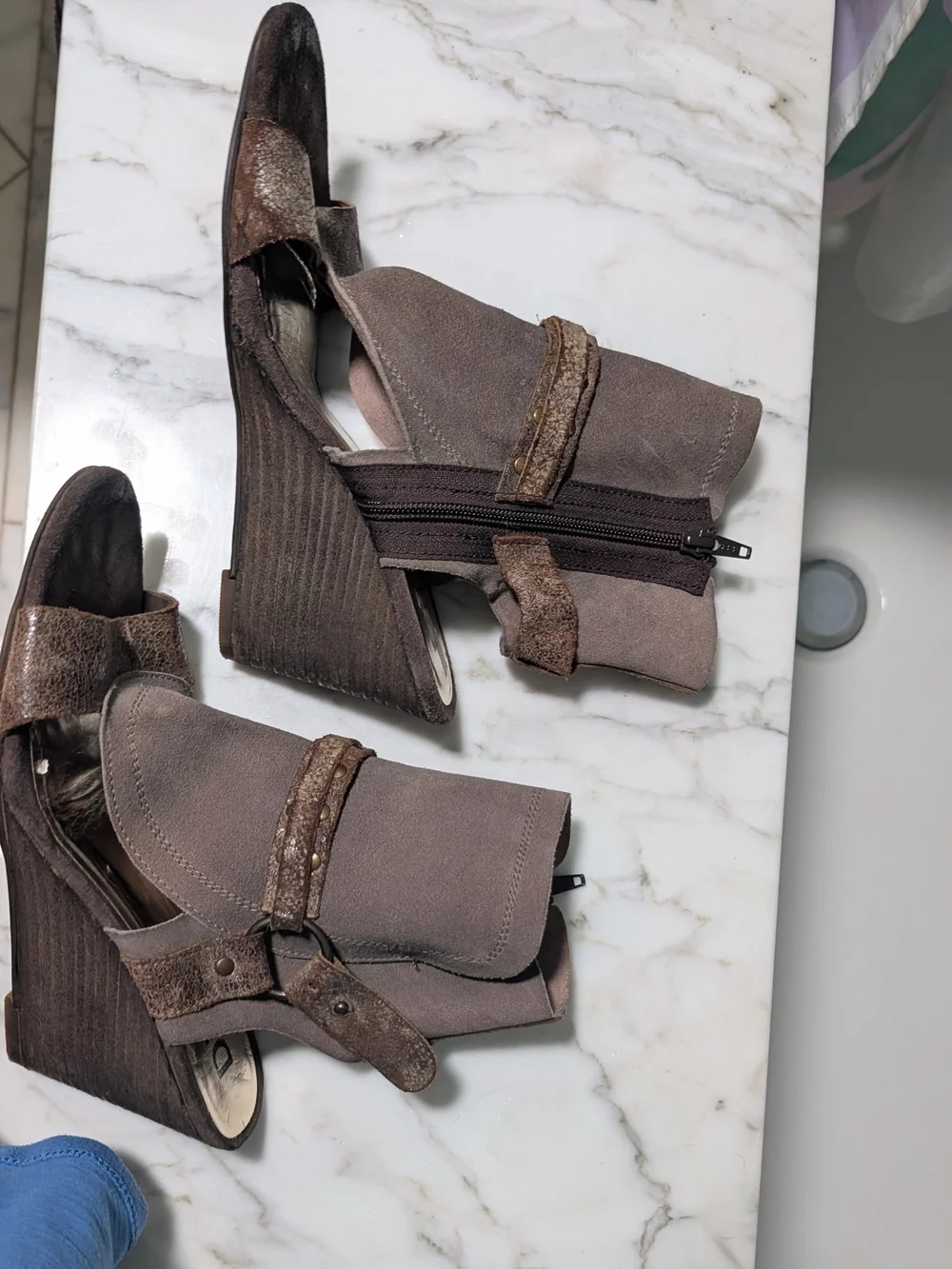 Diba Leather Women's Brown Suede Wedge Sandals 9.5